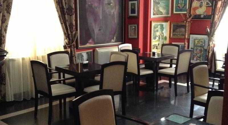 Art Hotel Nirvana Tirana Restaurang bild