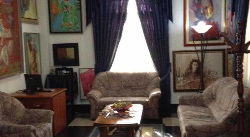 Art Hotel Nirvana Tirana Exteriör bild